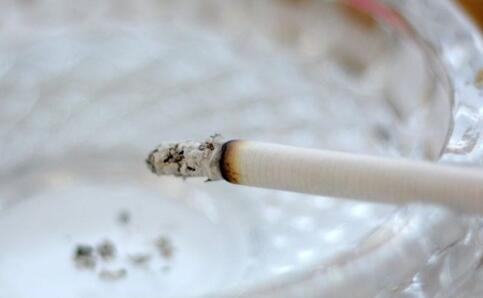 專家批中國煙包 吸煙的危害 二手煙的危害